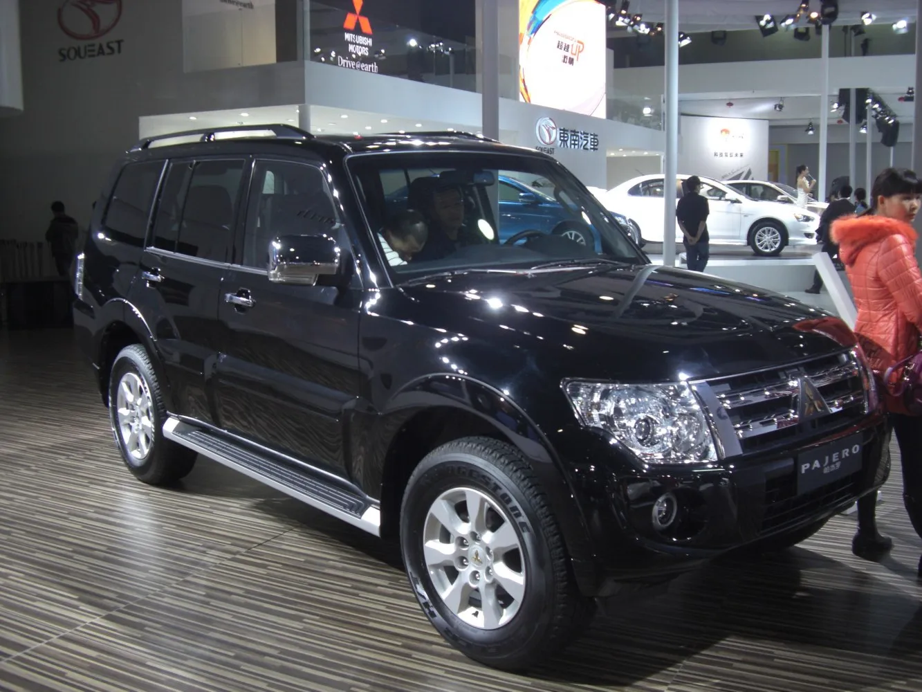 Image for Mitsubishi Pajero IV (facelift 2012)
