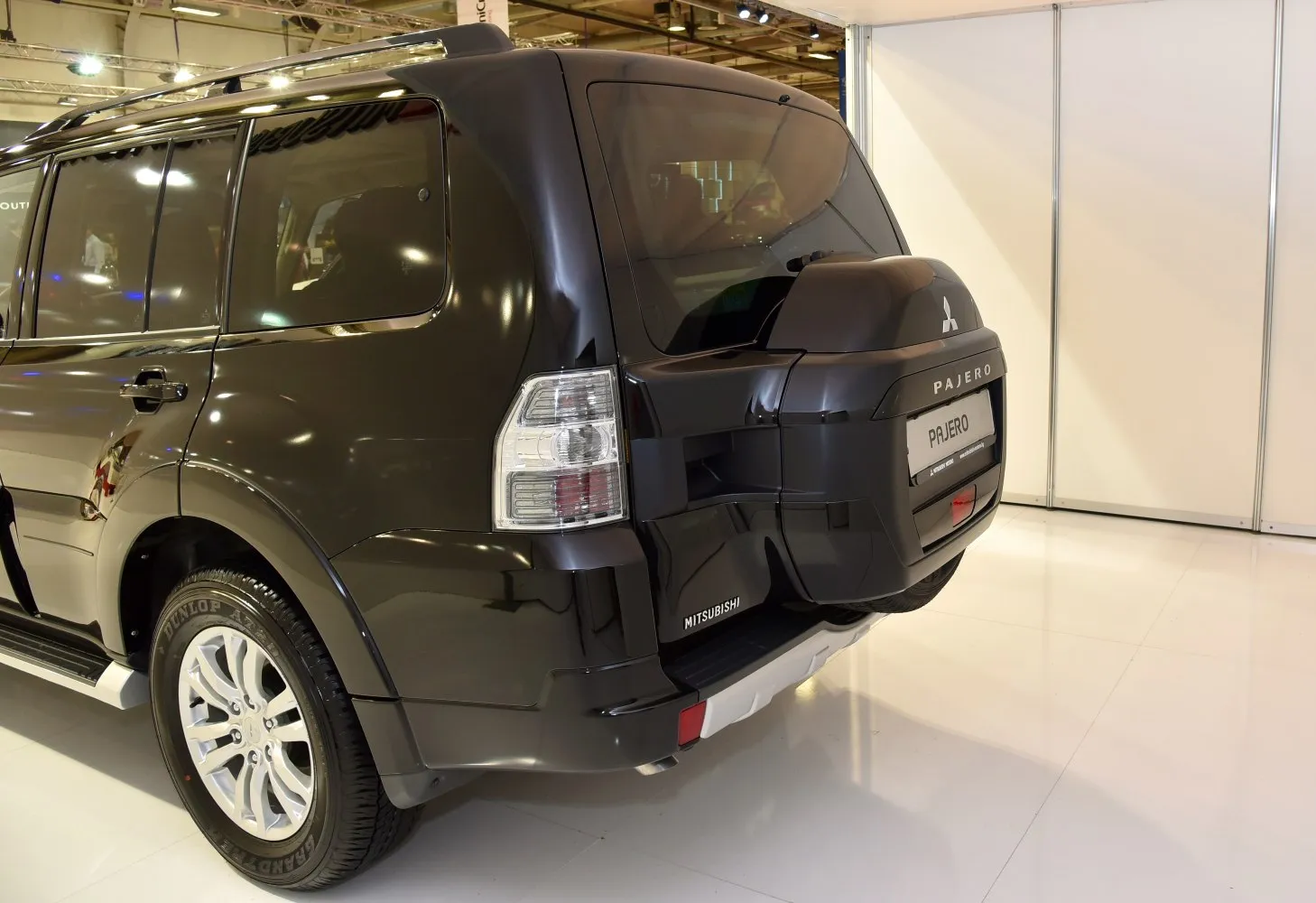 Image for Mitsubishi Pajero IV (facelift 2015)