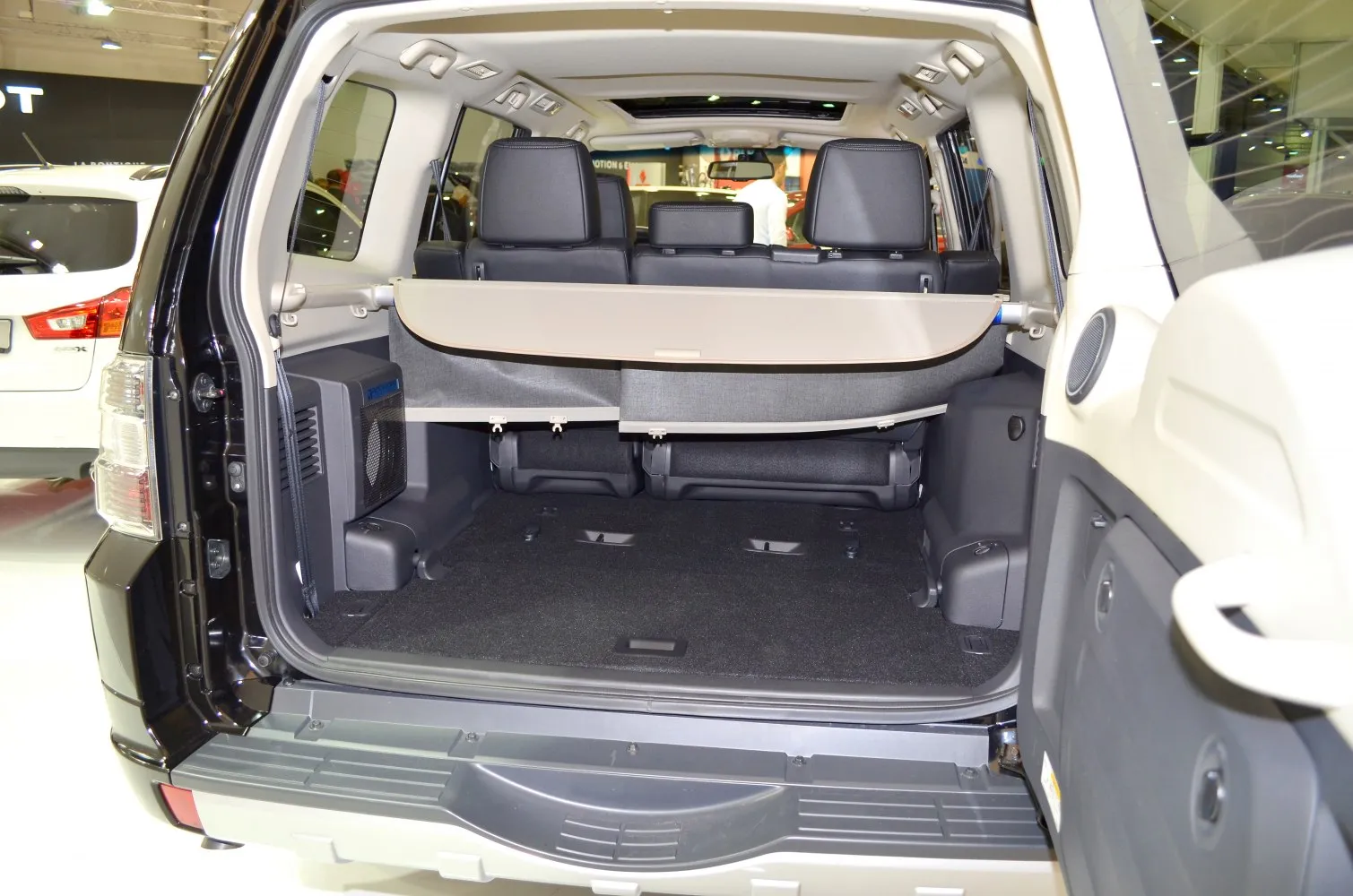 Image for Mitsubishi Pajero IV (facelift 2015)