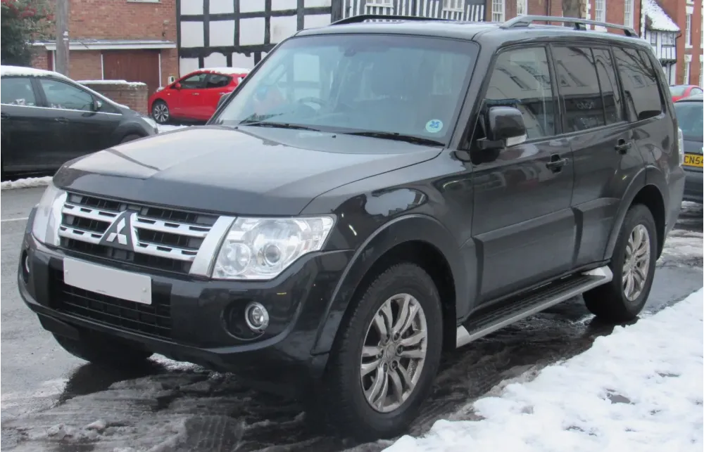 Mitsubishi Shogun IV (5-door, facelift 2011)