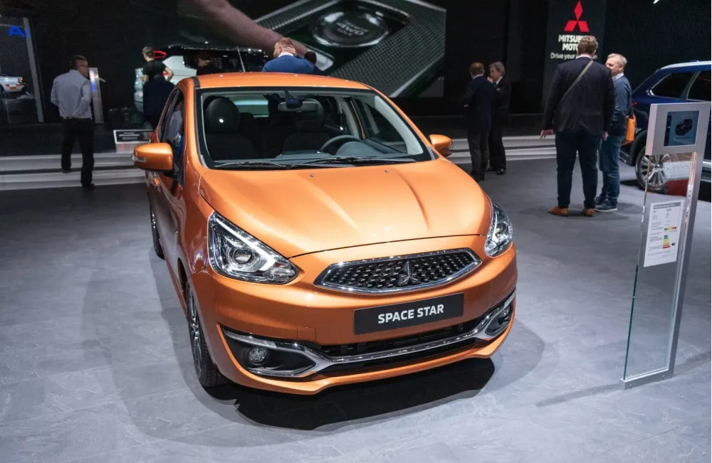 Mitsubishi Space Star facelift 2015