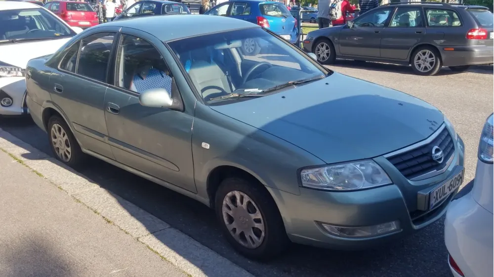 Nissan Almera Classic (B10)