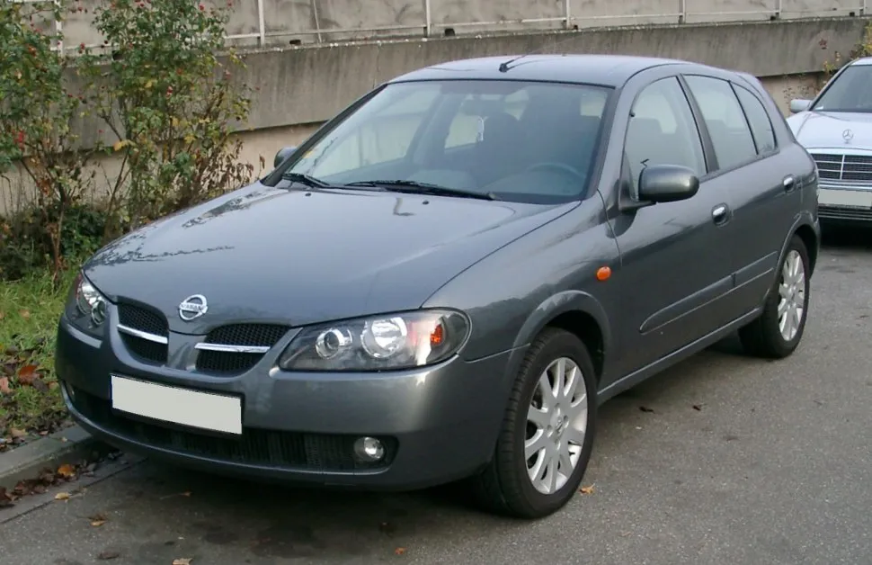 Nissan Almera II Hatchback (N16, facelift 2003)