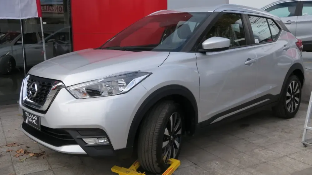 Nissan Kicks P15