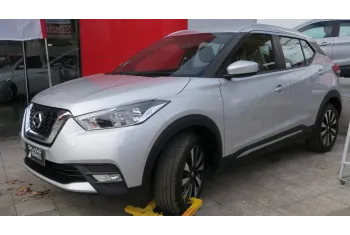 Nissan Kicks P15
