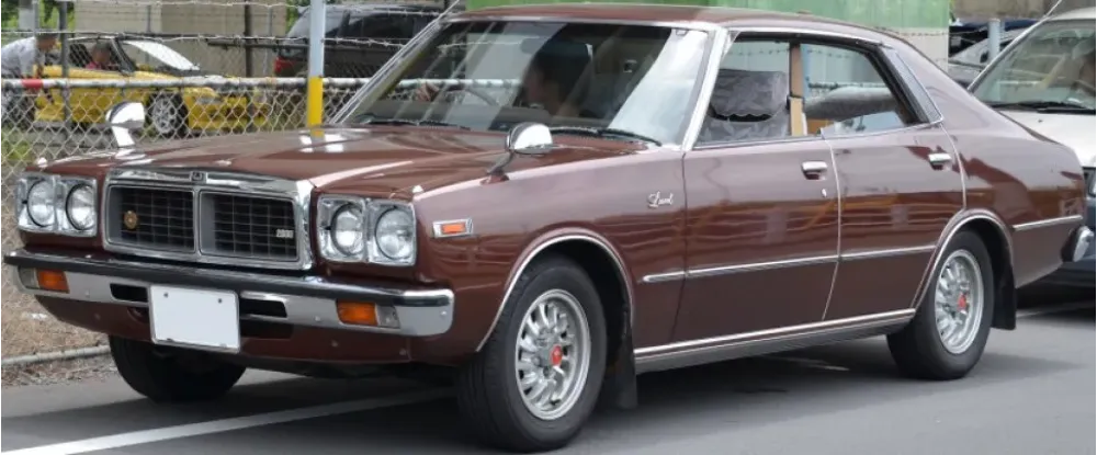 Nissan Laurel HLC230