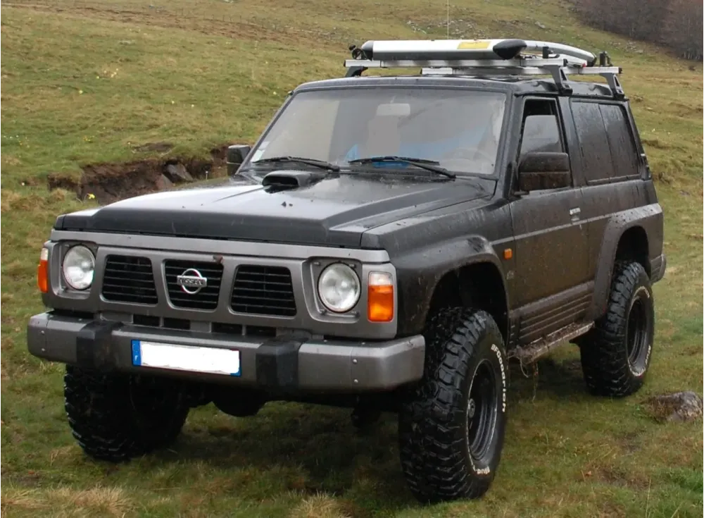 Nissan Patrol IV 3-door (Y60)