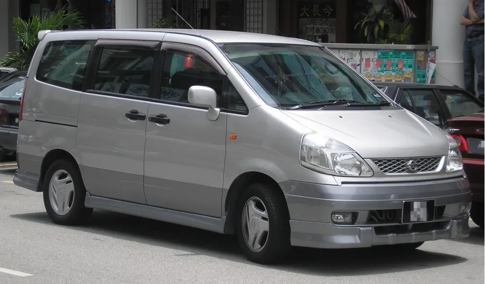 Nissan Serena C24
