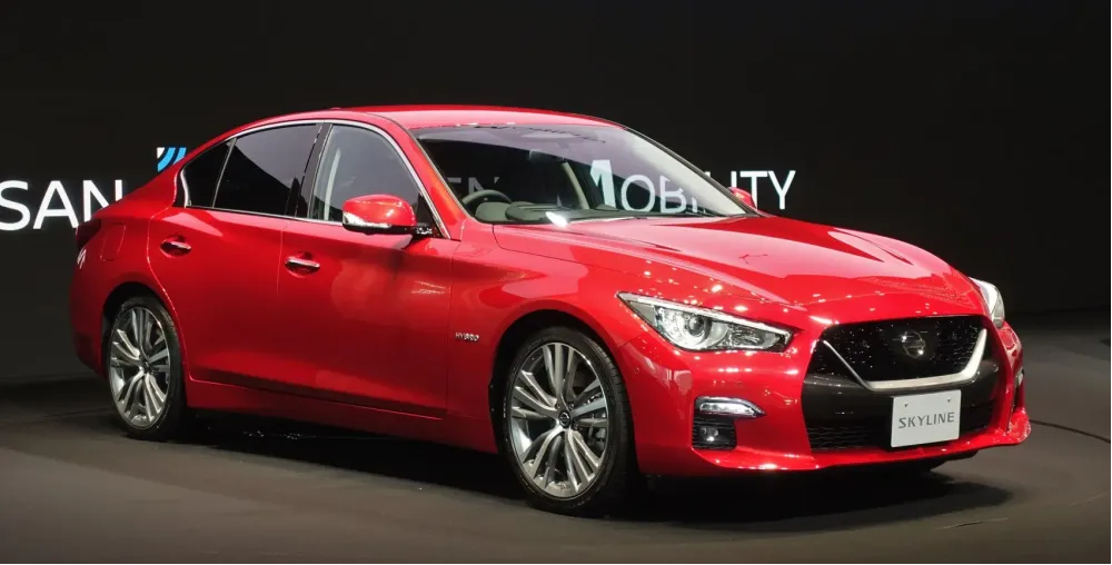 Nissan Skyline XIII (HV37, facelift 2017)