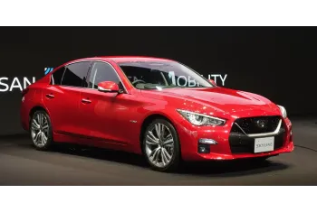 Nissan Skyline XIII (HV37, facelift 2017)