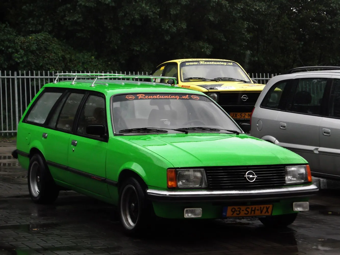Opel Rekord E Caravan