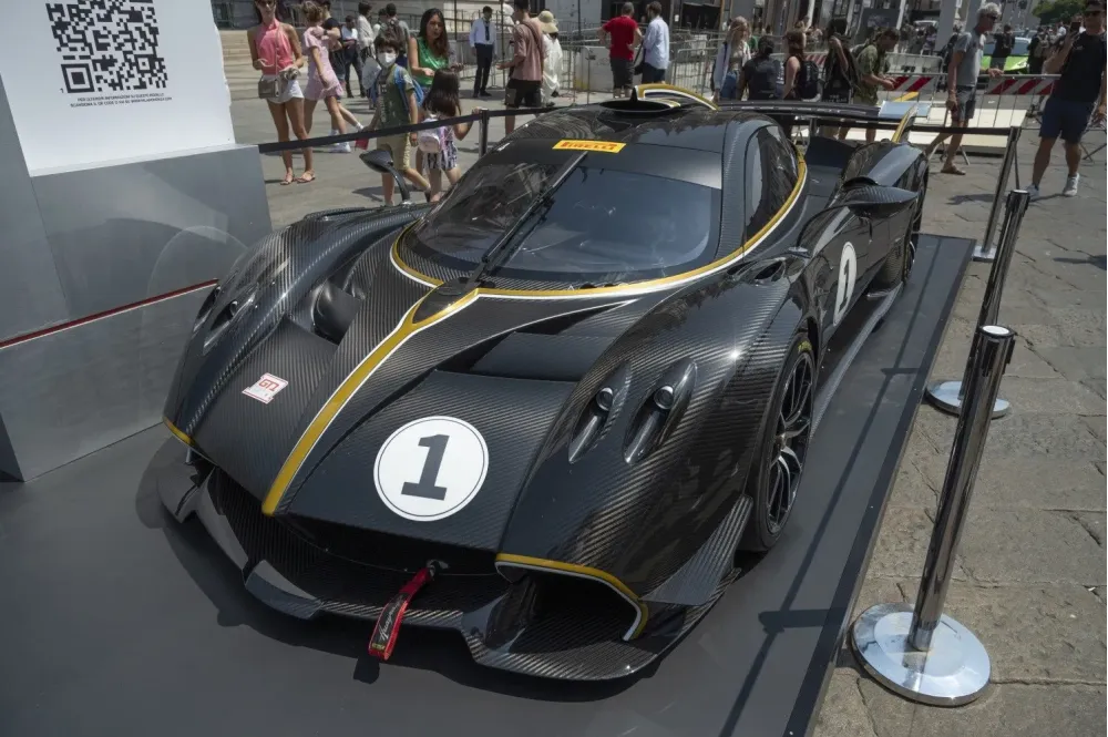 Pagani Huayra R