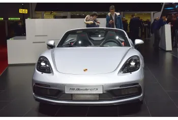 Porsche 718 Boxster (982)