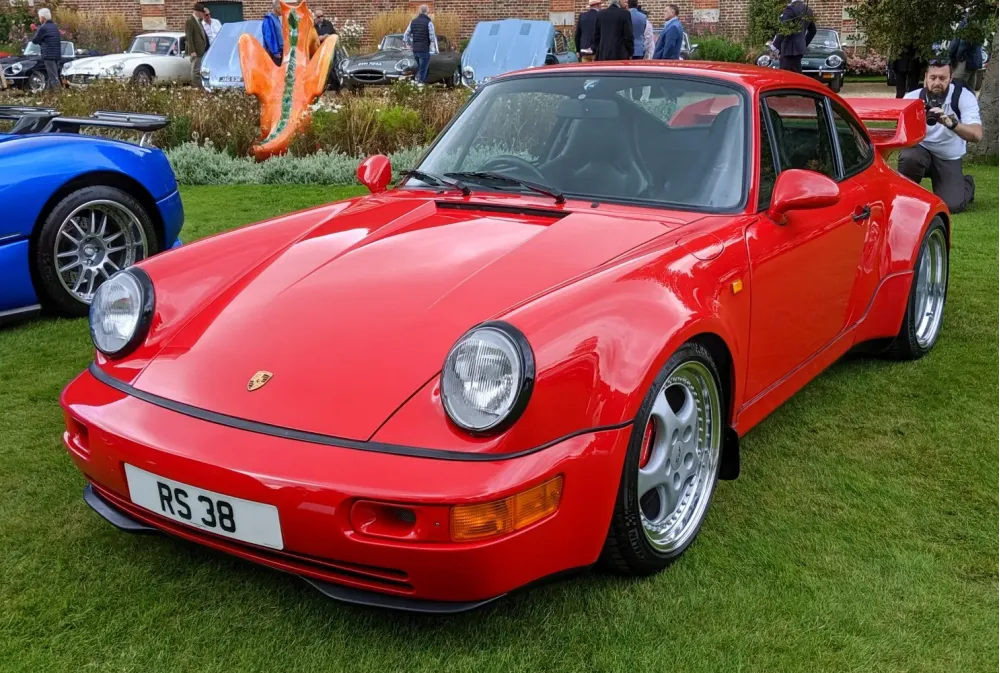 Porsche 911 964