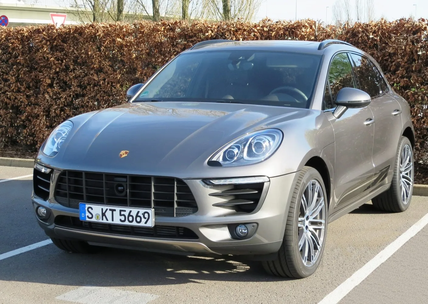 Image for Porsche Macan I (95B)
