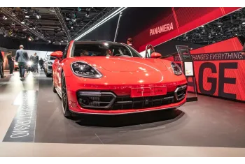 Porsche Panamera (G2) Sport Turismo