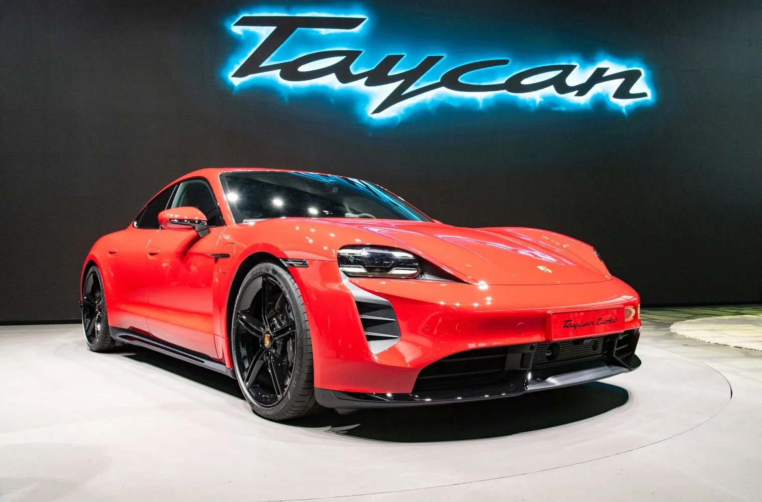 Porsche Taycan Y1A