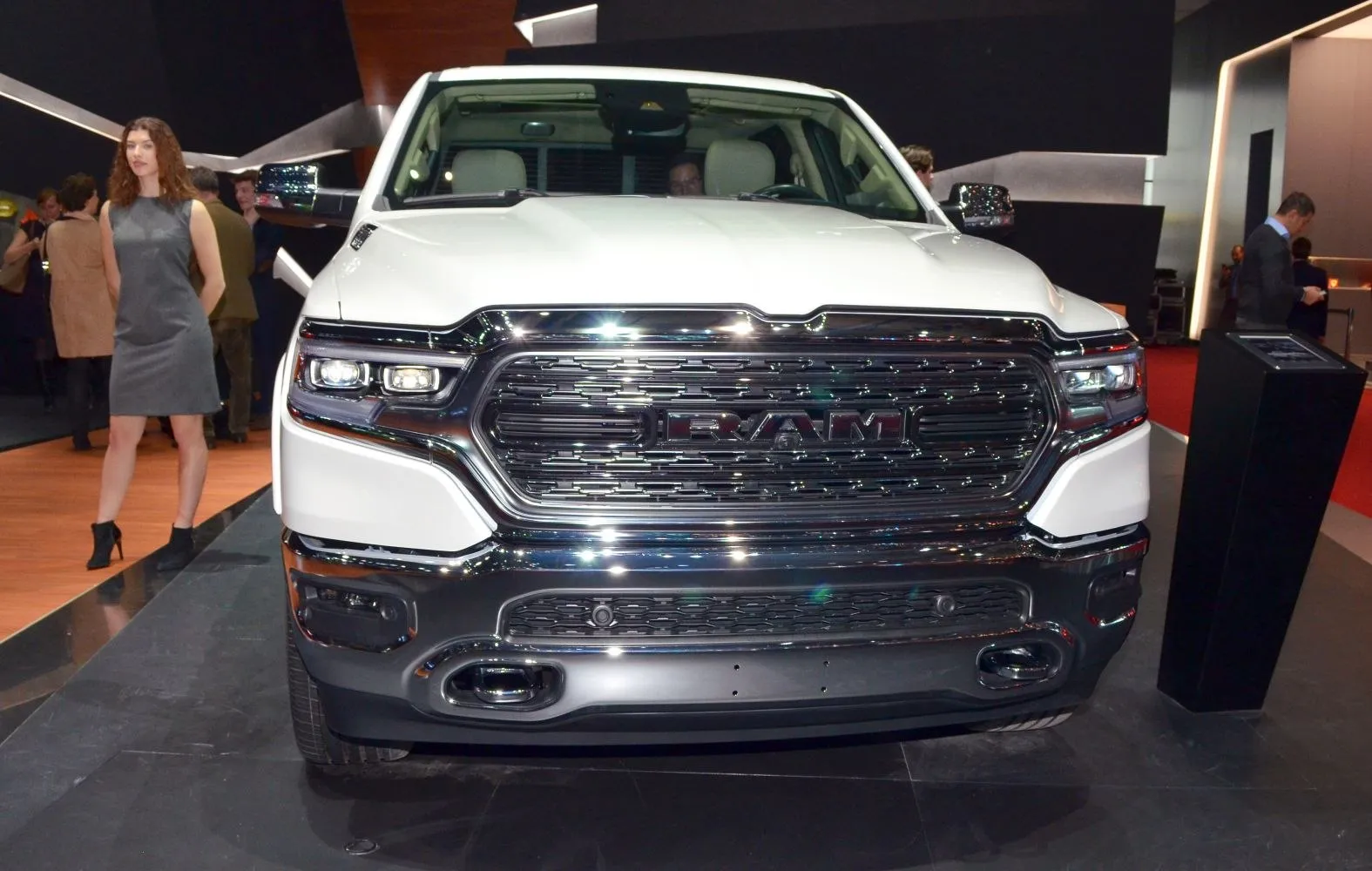 Image for RAM 1500 Crew Cab (DT)