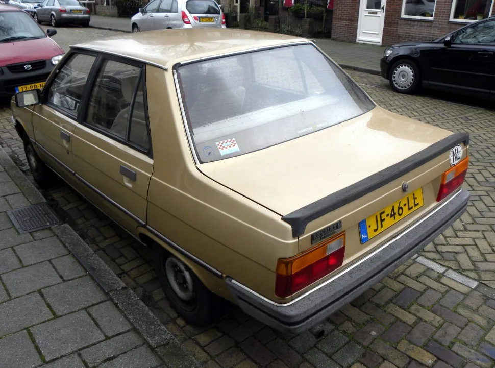 Image for Renault 9 L42