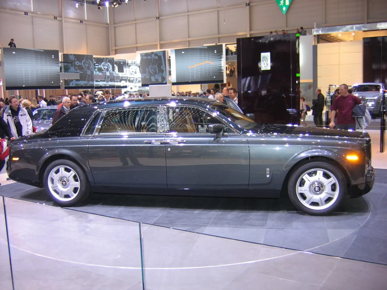 Image for Rolls-Royce Phantom VII Extended Wheelbase