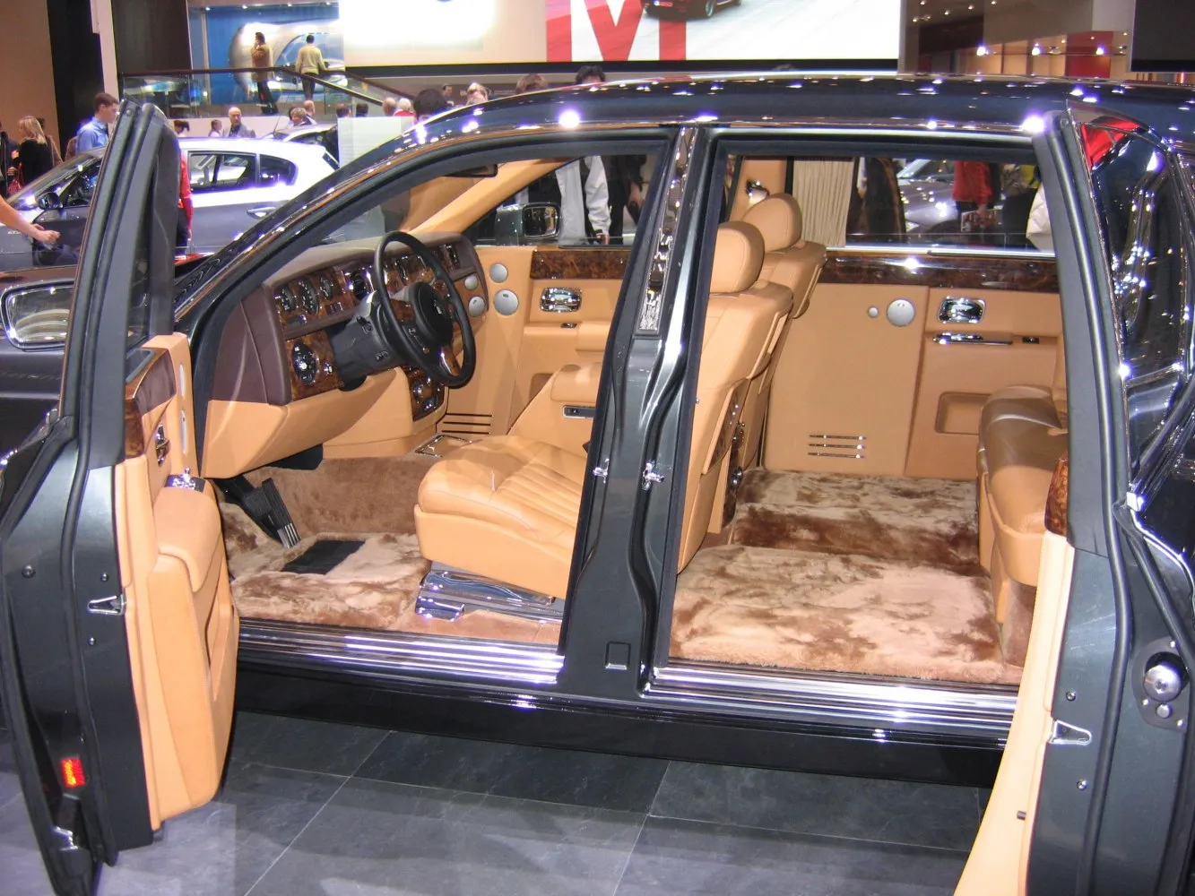 Image for Rolls-Royce Phantom VII Extended Wheelbase