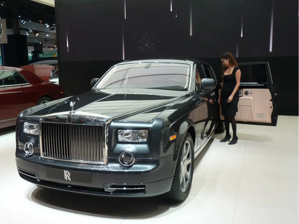 Rolls-Royce Phantom VII Extended Wheelbase