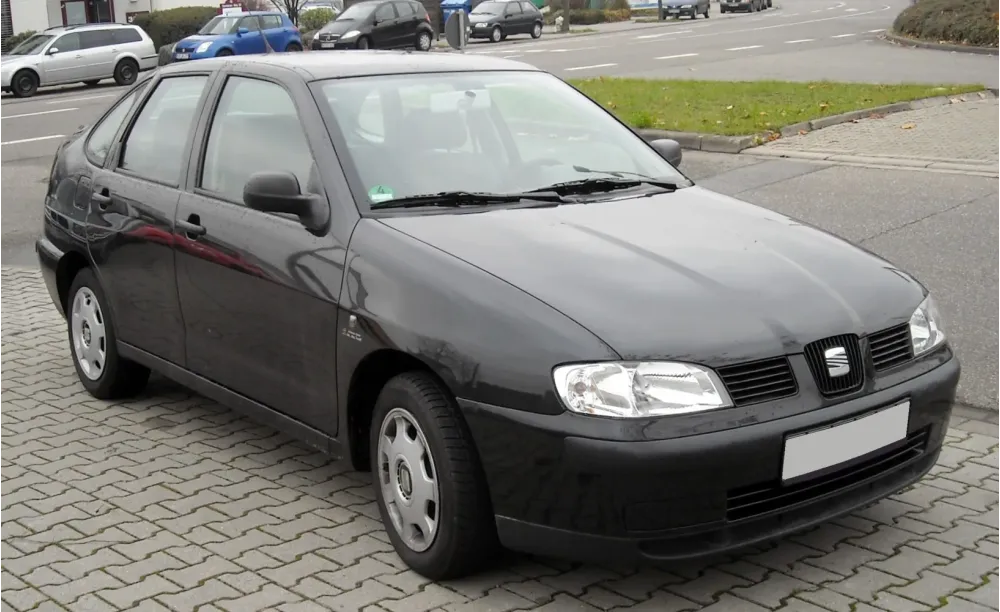 Seat Cordoba I (facelift 1999)