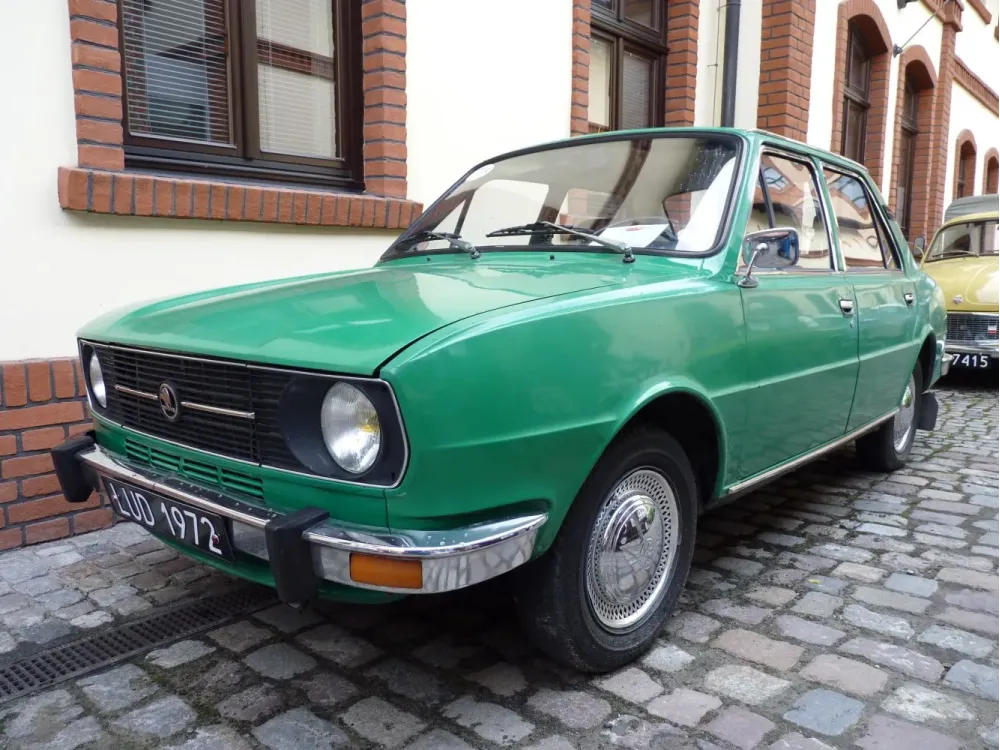 Skoda 105,120 742
