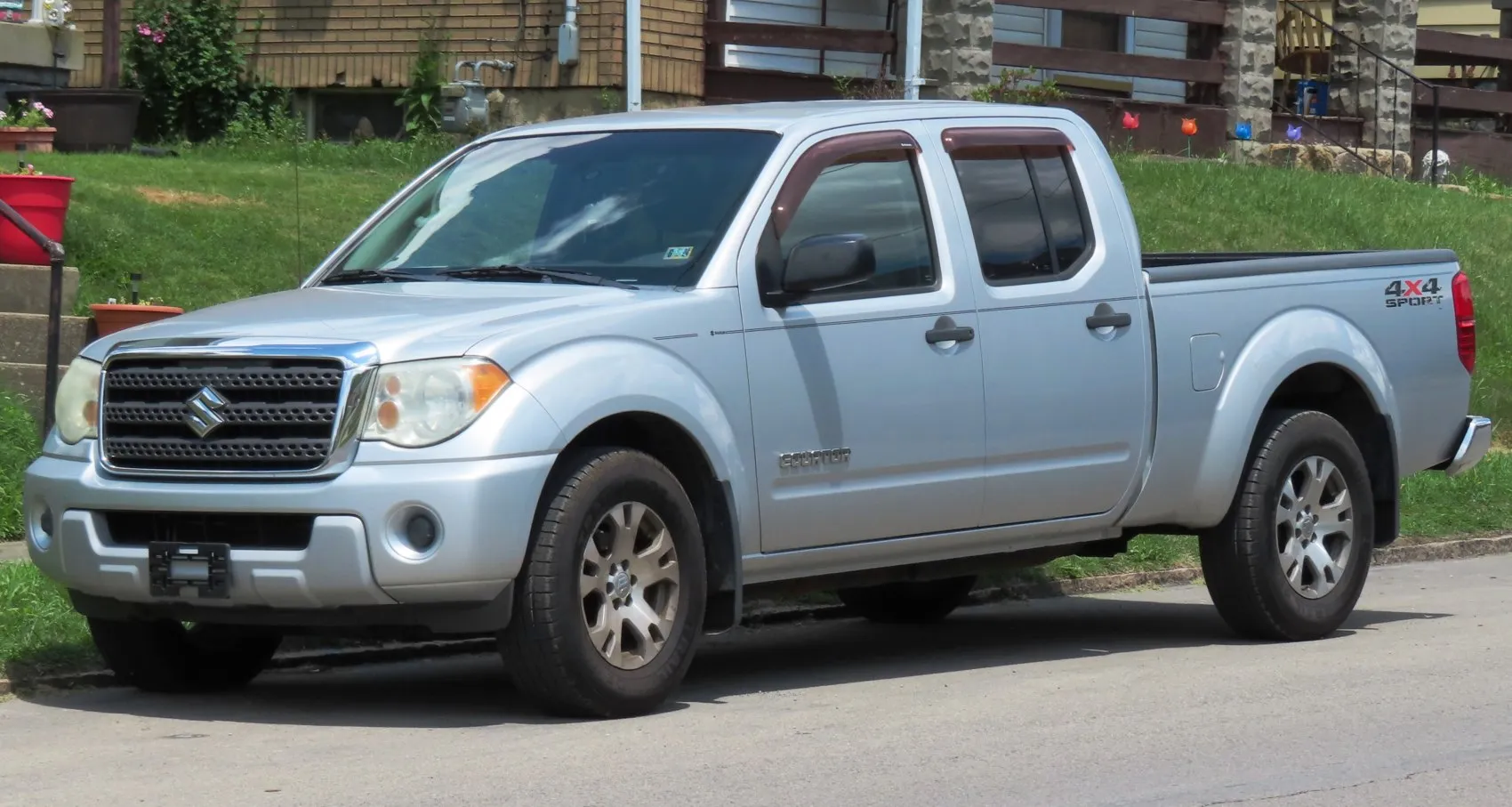 Suzuki Equator Crew Cab Long Bed