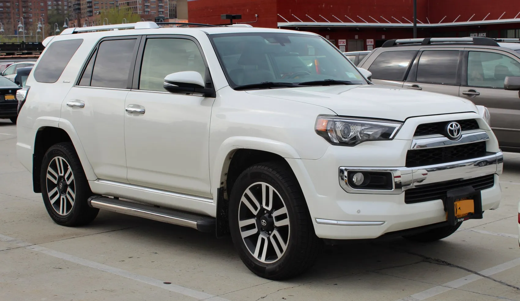 Image for Toyota 4Runner V (facelift 2013)