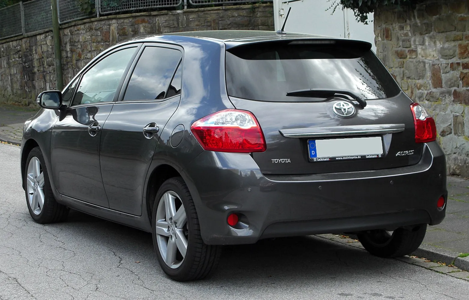 Image for Toyota Auris facelift 2010