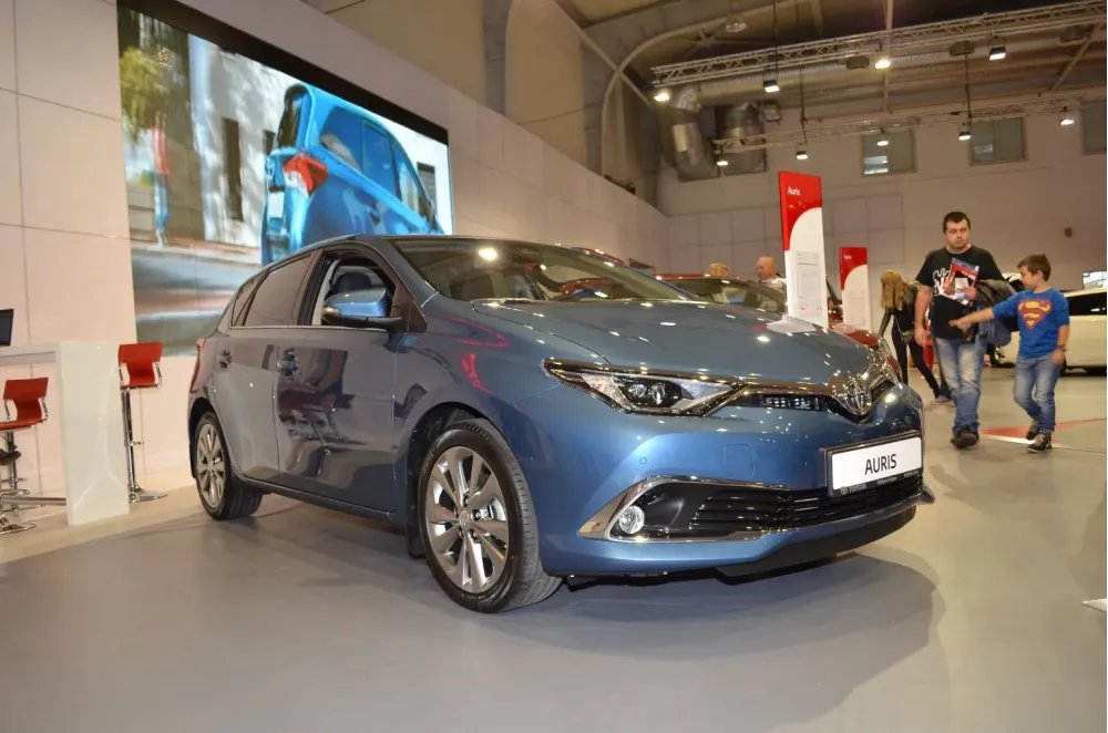 Toyota Auris II (facelift 2015)
