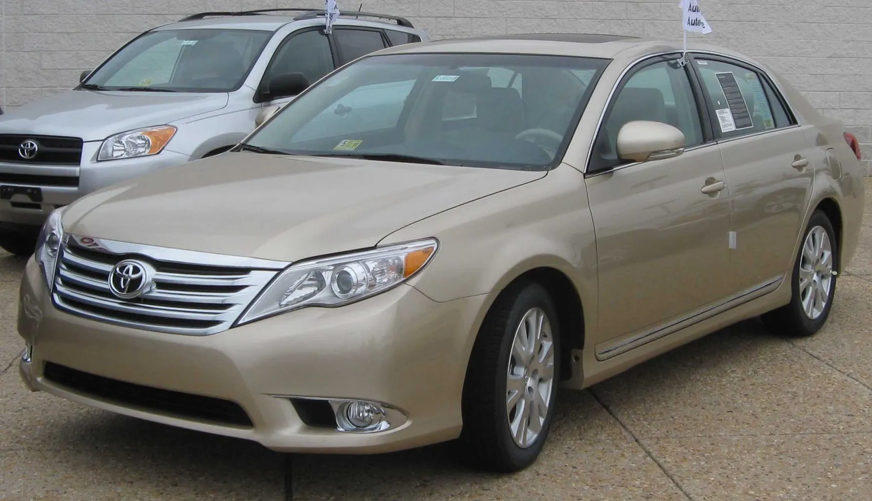 Image for Toyota Avalon III (facelift 2010)