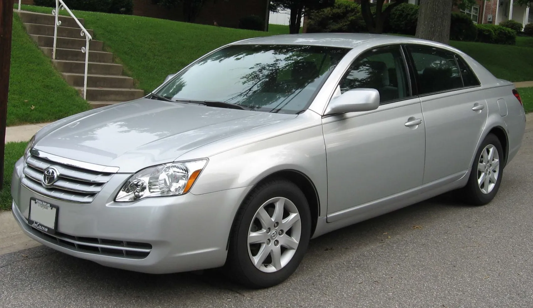 Image for Toyota Avalon III