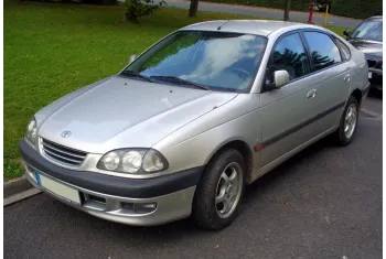 Toyota Avensis Hatch (T22)