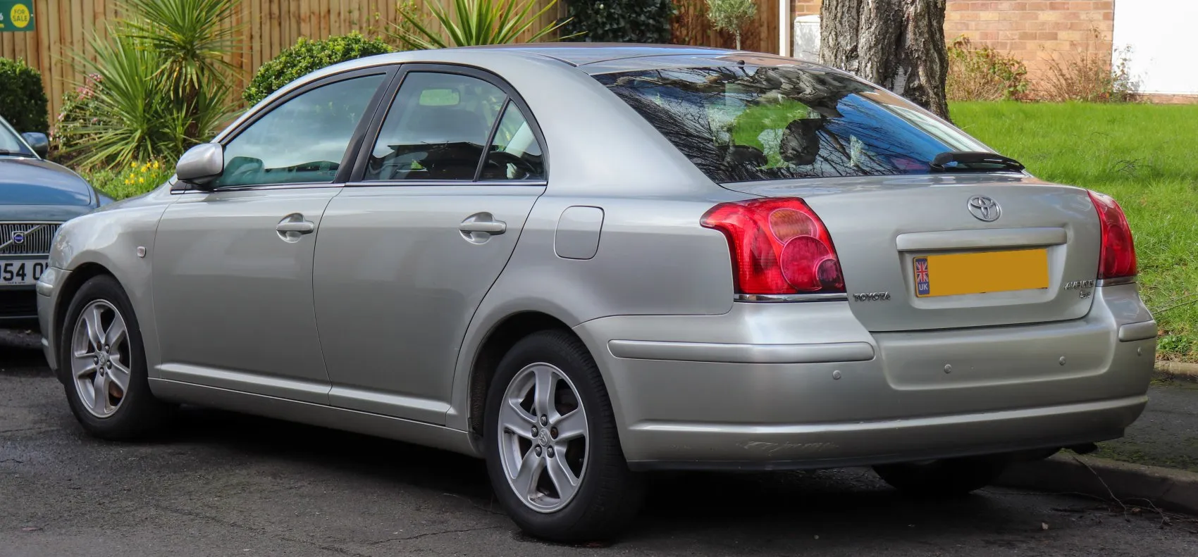 Image for Toyota Avensis II Hatch