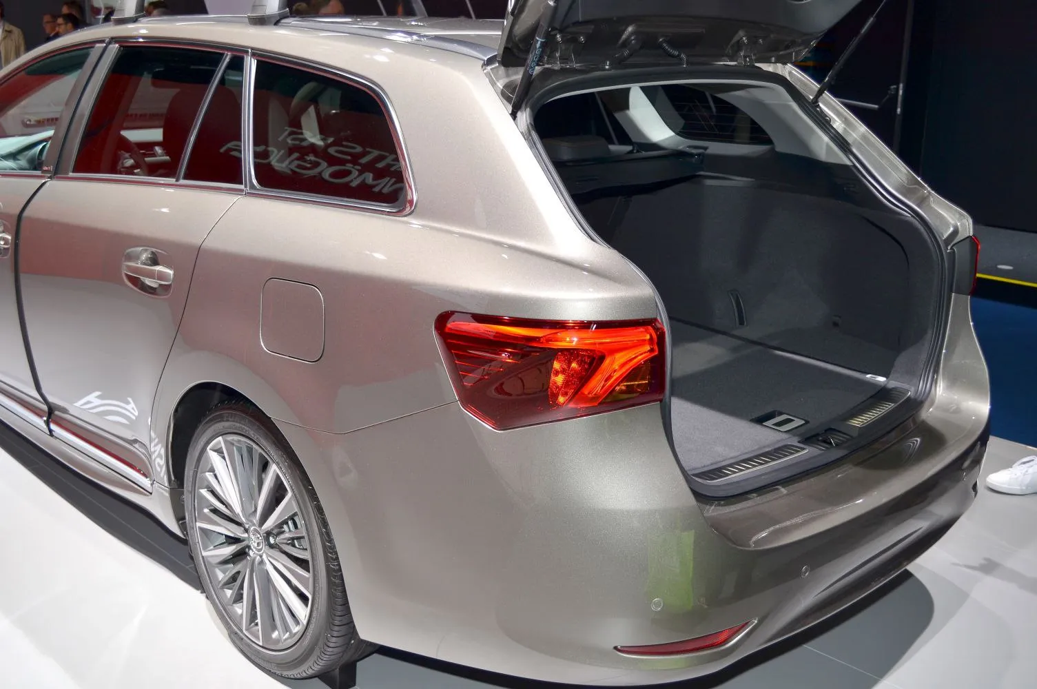 Image for Toyota Avensis III Wagon (facelift 2015)
