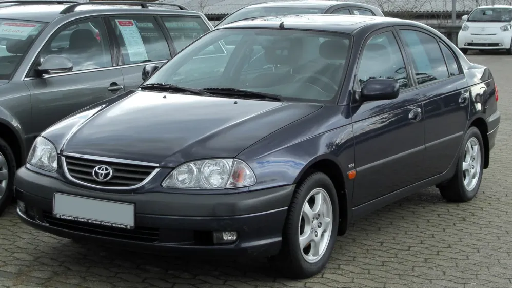 Toyota Avensis T22