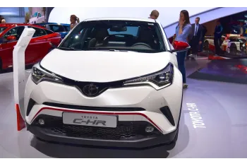 Toyota C-HR I
