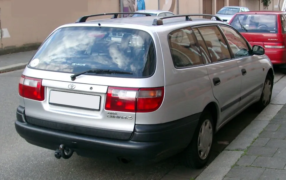 Toyota Carina E Wagon (T19)