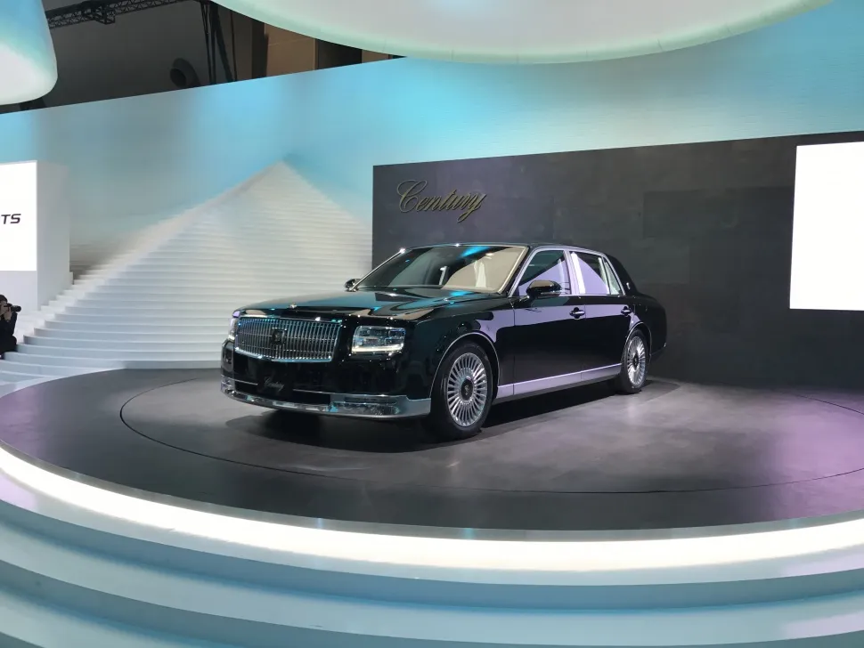 Toyota Century III (UWG60)