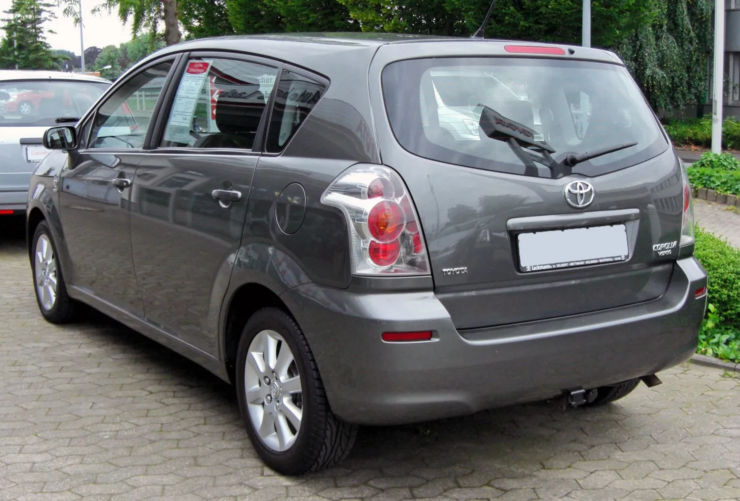 Image for Toyota Corolla Verso II (AR10)