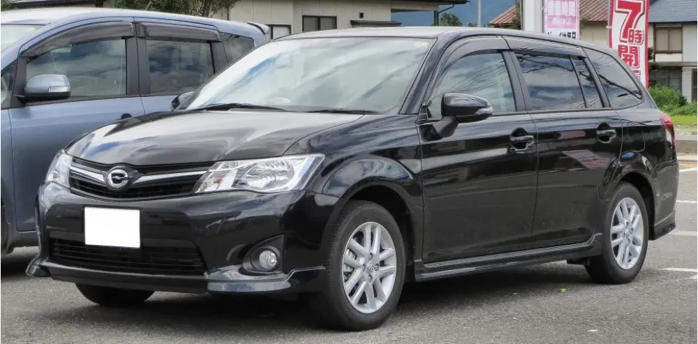 Toyota Corolla Fielder XI