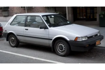 Toyota Corolla FX Compact V (E80)