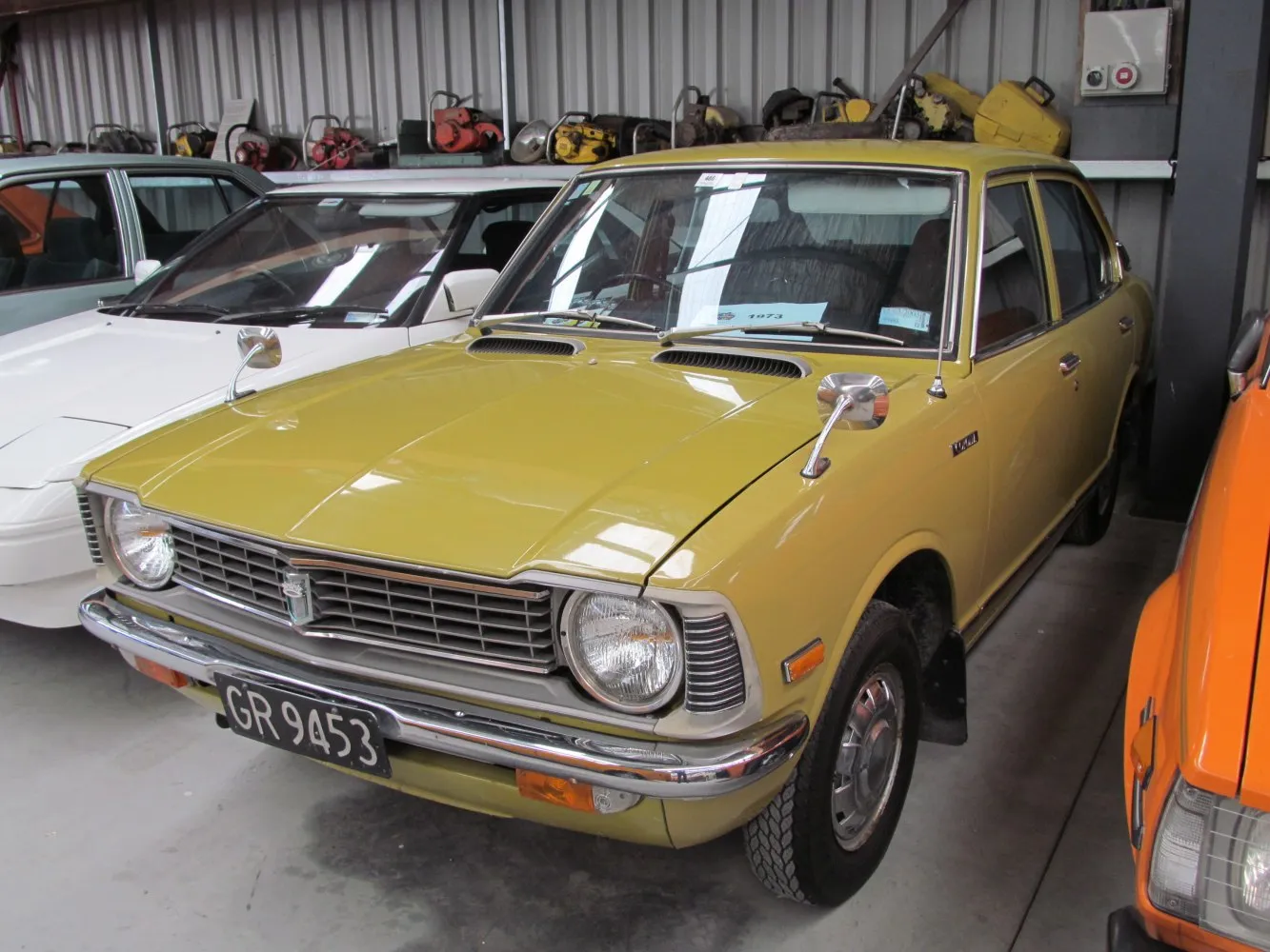 Image for Toyota Corolla II 4-door sedan (E20)