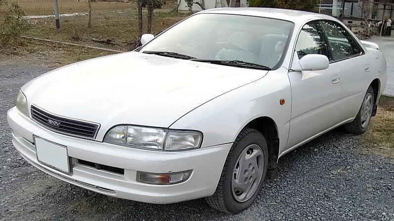 Toyota Corona EXiV