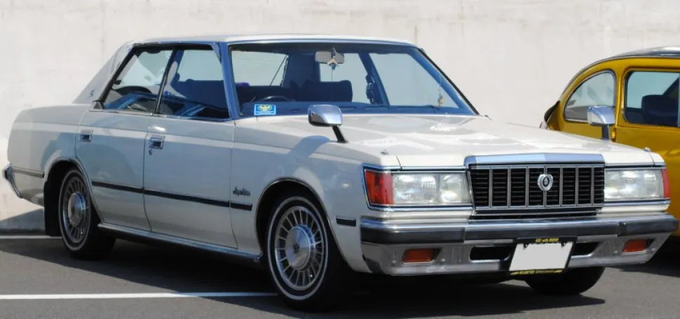 Toyota Crown S1