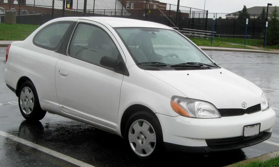 Toyota Echo Coupe