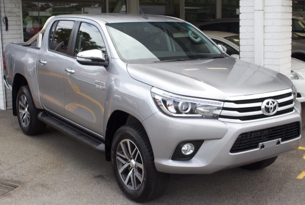 Toyota Hilux Double Cab VIII