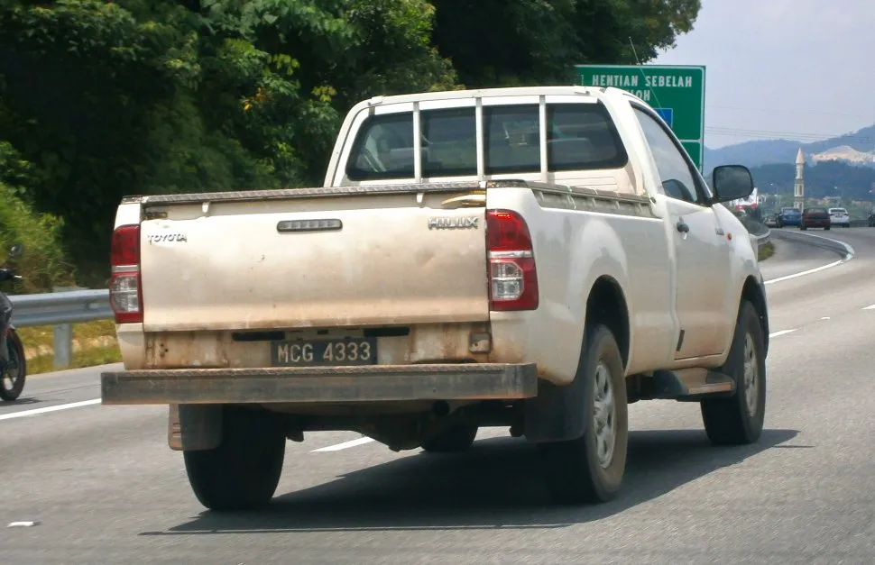 Toyota Hilux Single Cab VII (facelift 2011)